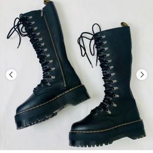 Knee high platform docs